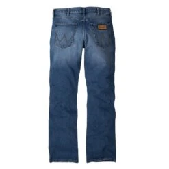 Wrangler Men's Retro Slim Boot Cut Colorado Wash Jeans
