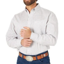 Wrangler Men's George Strait Geo Print Button-Down Western Shirt